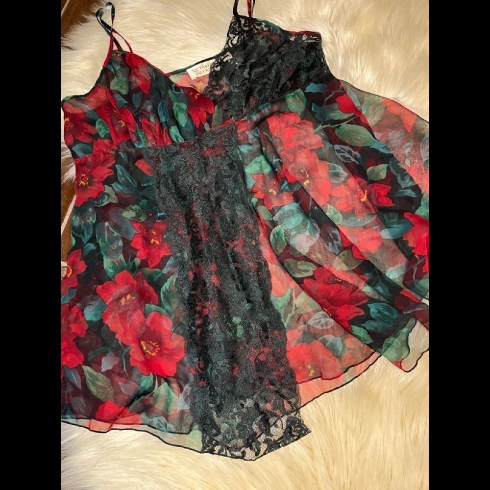 Victoria’s Secret gold label red floral babydoll sz medium